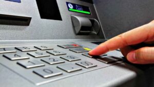 ATM’lere Sadece 200 TL Banknot Yerleştirilecek