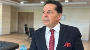 CHP’li Esenyurt Belediye Başkanı Ahmet Özer Kimdir? Neden Gözaltına Alındı?