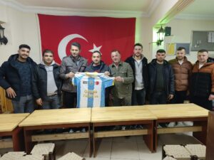 İSTANBUL’DAKİ İLKÜVEZLİLERDEN MAHALLELER ARASI FUTBOL