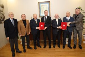 ÜNYE’YE YENİ FAKÜLTE HAYIRLI OLSUN! İMZALAR ATILDI!