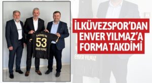 İlküvezspor’dan Enver Yılmaz’a Forma Takdimi