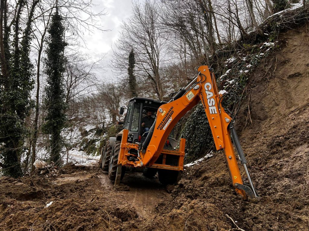 Fatsa Belediyesi’nden Heyelana Hızlı Müdahale