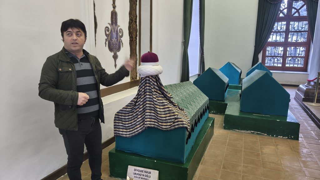 Bursa’nın Maneviyatını Yeniden Yaşatan İsim: Ercan Aydoğdu 1 IMG 20260222 113013