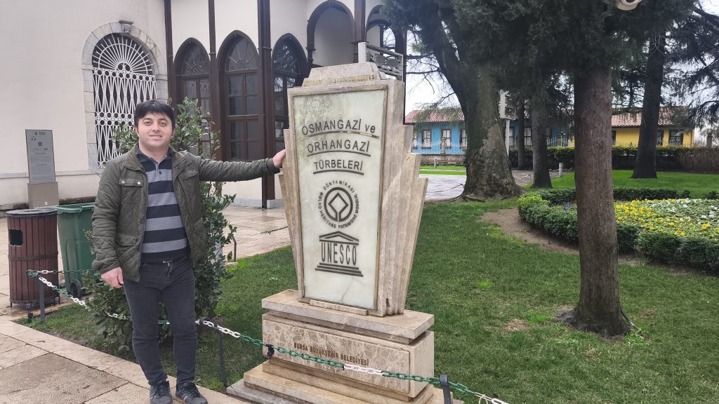 Bursa’nın Maneviyatını Yeniden Yaşatan İsim: Ercan Aydoğdu 4 IMG 20260222 140624