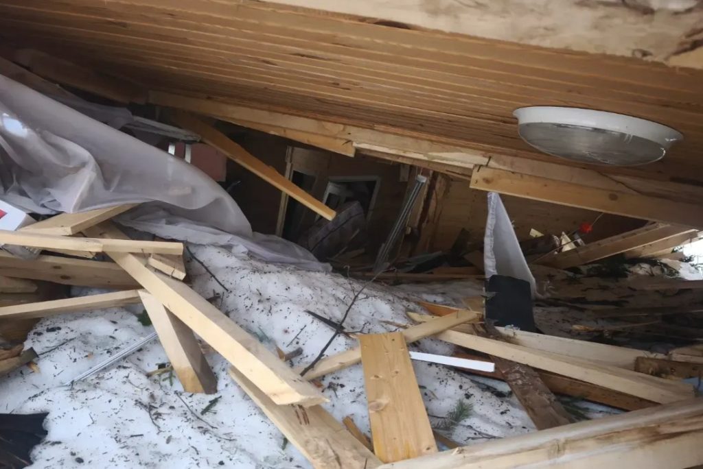 Ordu Yaylalarında Çığ: Ev Ağır Hasar Gördü 1 cig1