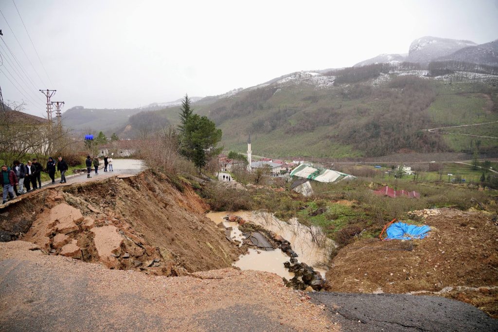 Fatsa'da Heyelan seferberliği Sürüyor! Yaralar Sarılıyor! 5 fatsa6656