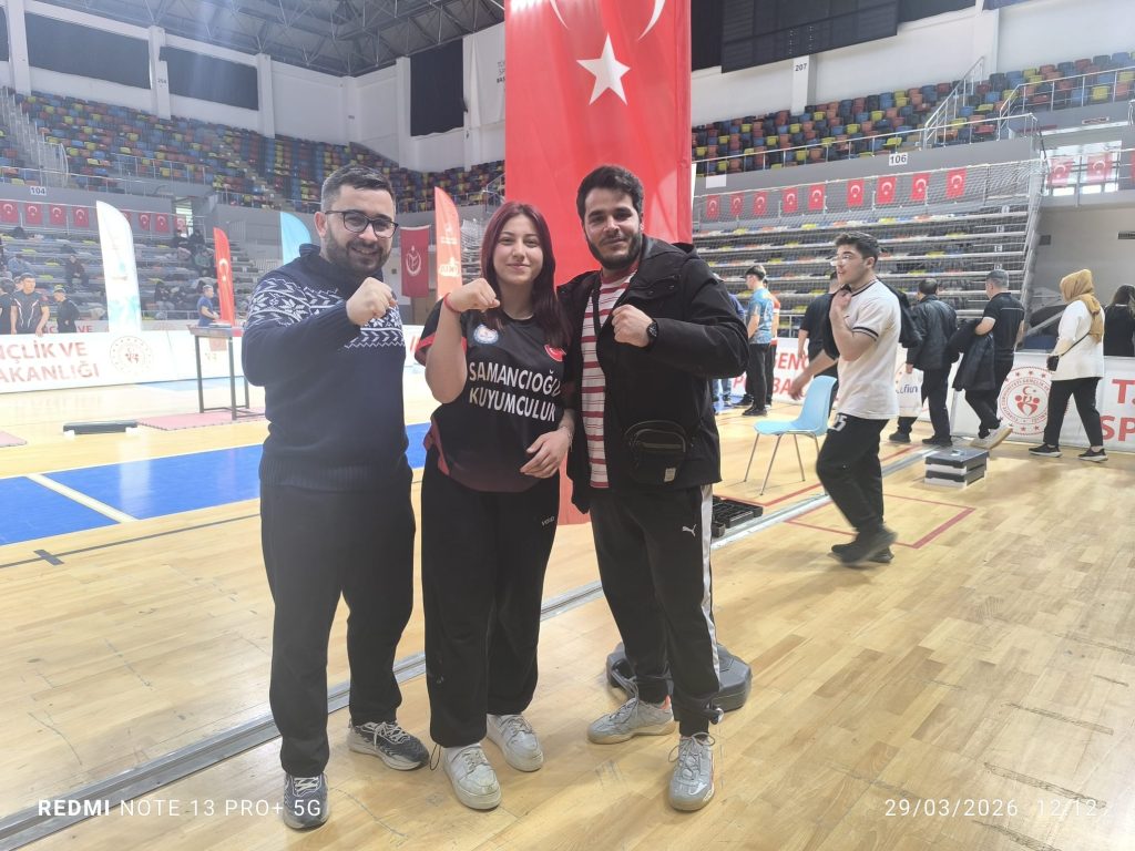 Elif Rana Kaya Bilek Güreşinde Türkiye Şampiyonu Oldu! 2 elif rana12