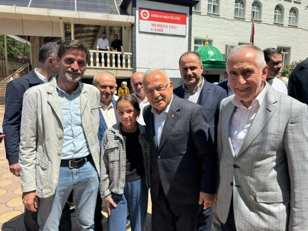 BAŞKAN GÜLER'E KORGAN'DA SEVGİ SELİ 2 korgan3