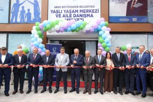 ORDU YAŞLI YAŞAM MERKEZİ VE AİLE DANIŞMA MERKEZİ AÇILDI