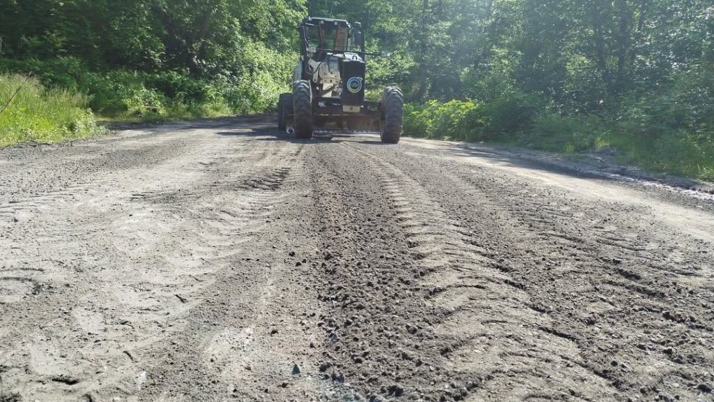Çaybaşı’nda Yoğun Yol Mesaisi: 4 Mahallede Çalışmalar Hızlandı 2 yol3