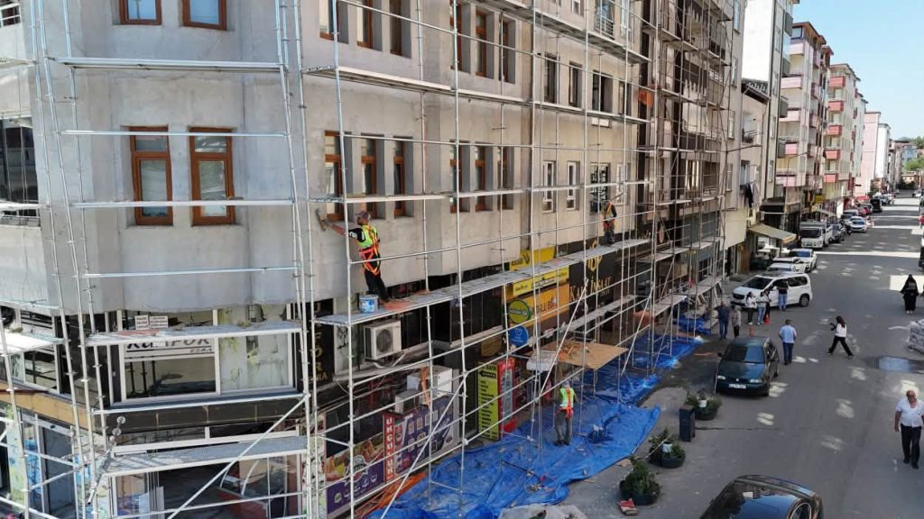 Ünye'ye Modern Görünüm: 44 Binanın Cephesi Yenileniyor! 1 759881149 1642787231180126 6273088926445685860 n