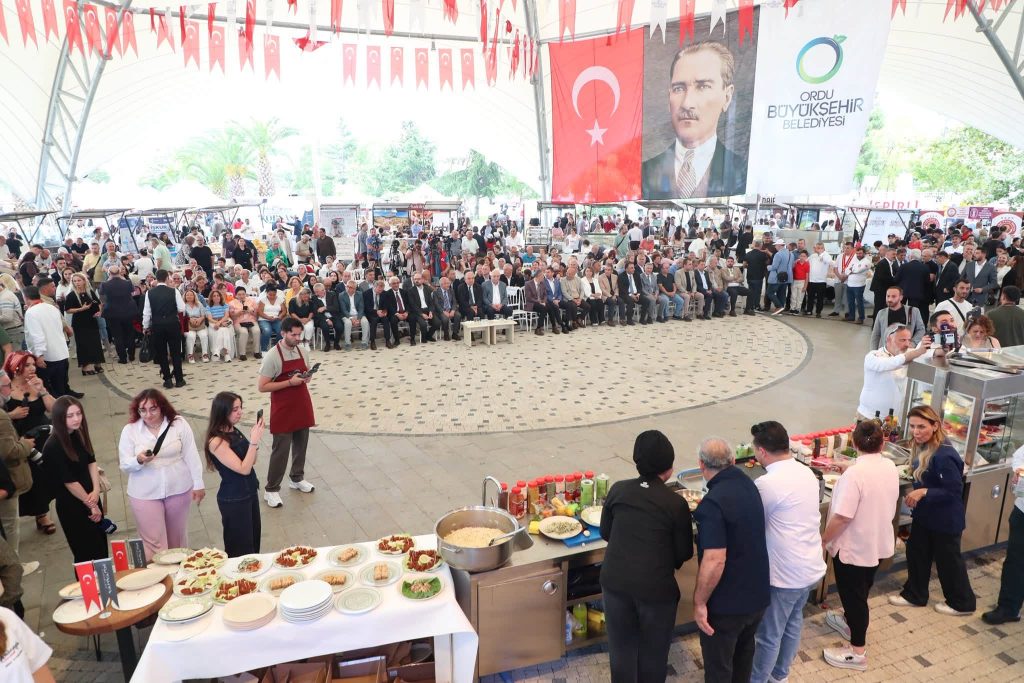 YEDAŞ Ordu Gastronomi Festivali Başladı: Yöresel Lezzetler Bir Araya Geldi 6 YEMEK4