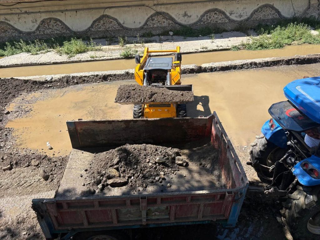 Bülbül Deresi'nde Taşkın Riskine Karşı Kritik Adım: Eski Köprü Yıkılıyor 3 dere