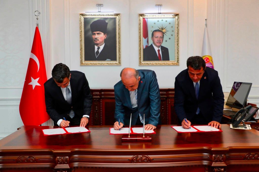 Hayırsever Muhtardan Mahalleye 3 Milyon Liralık Çok Amaçlı Salon 3 muhtar3