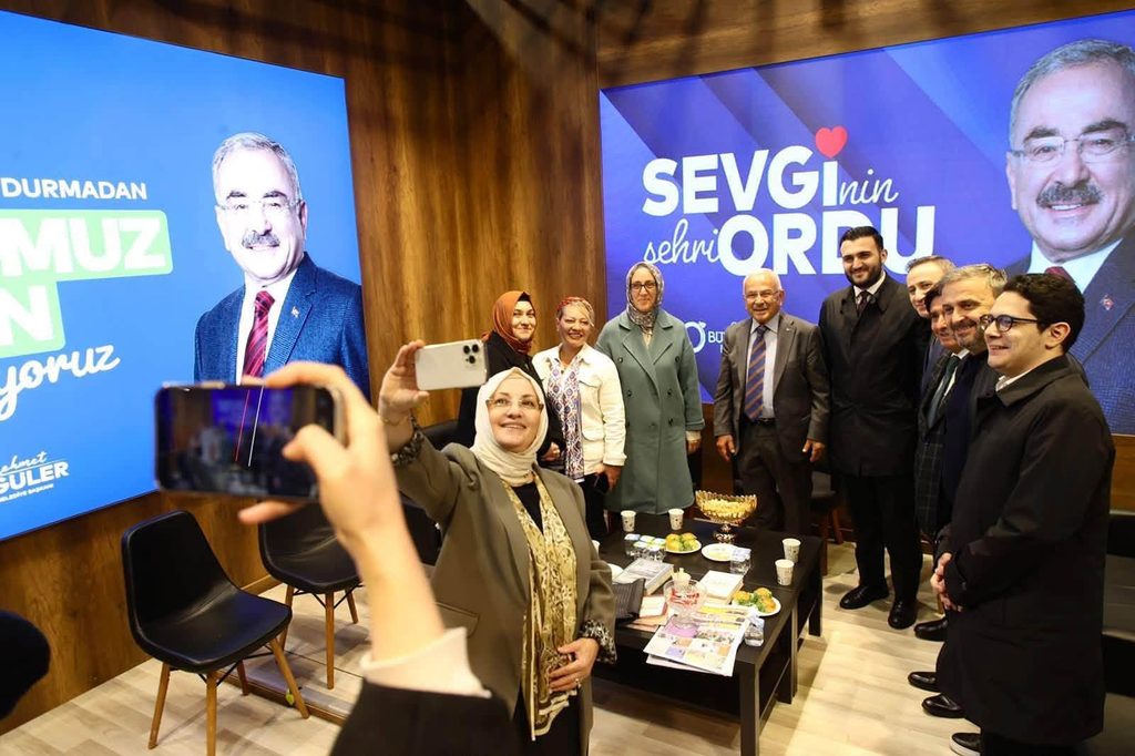 BAŞKAN GÜLER: “ORDU SEVGİSİ ORDU HAYRANLIĞINA DÖNÜŞTÜ” 1 orduhjnbnkjhbl
